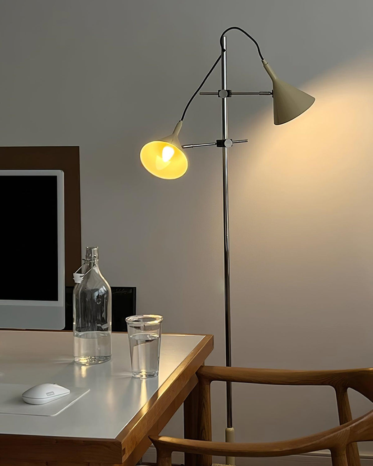 Laiton vloerlamp