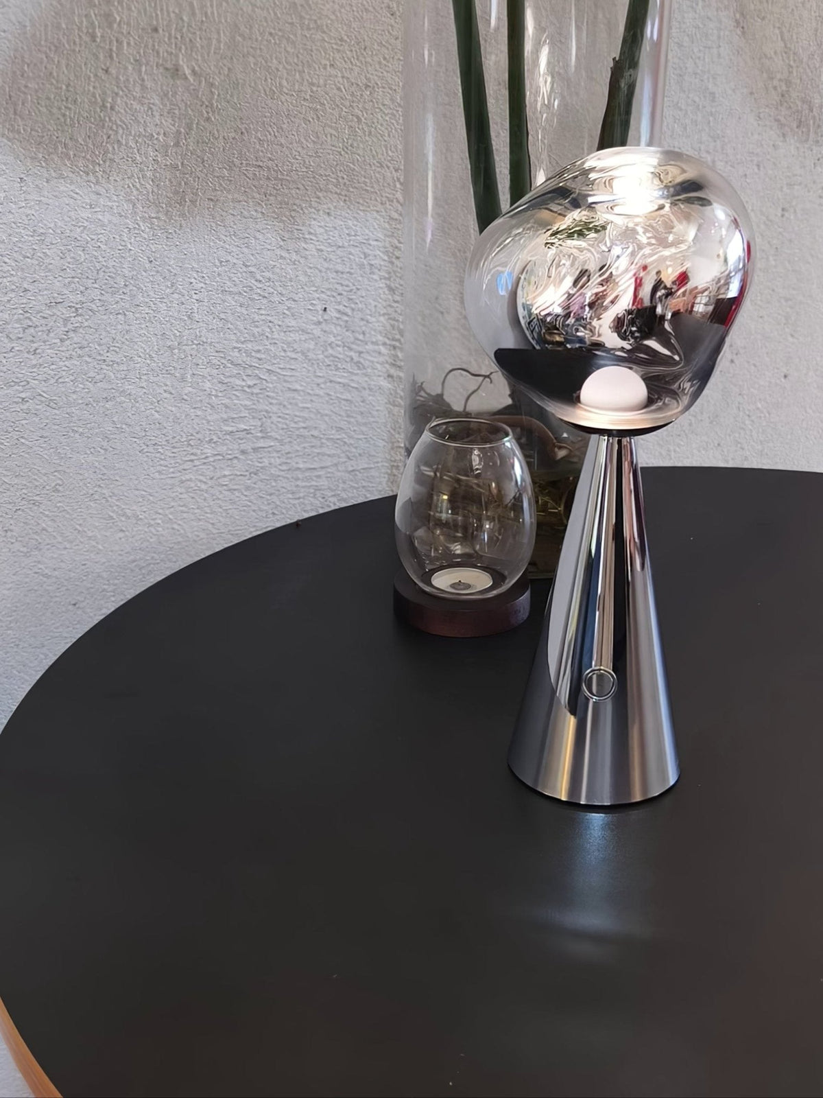 Dimza moderne tafellamp in goud