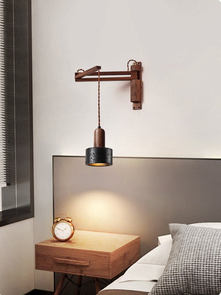 Vamki aanpasbare wandlamp in zwart travertin en walnoothout