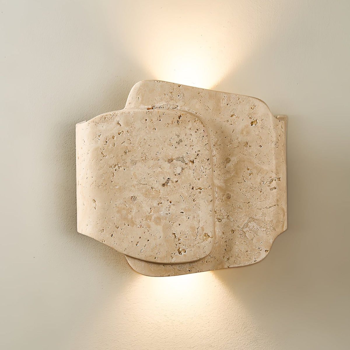Qirven Geel travertin wandlamp