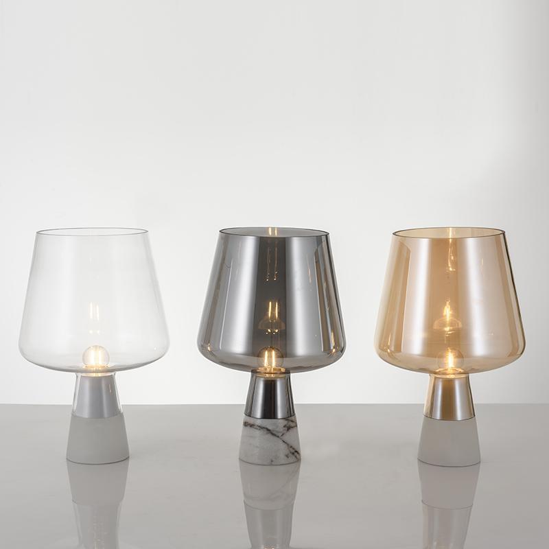 Elairella minimalistische tafellamp van cement