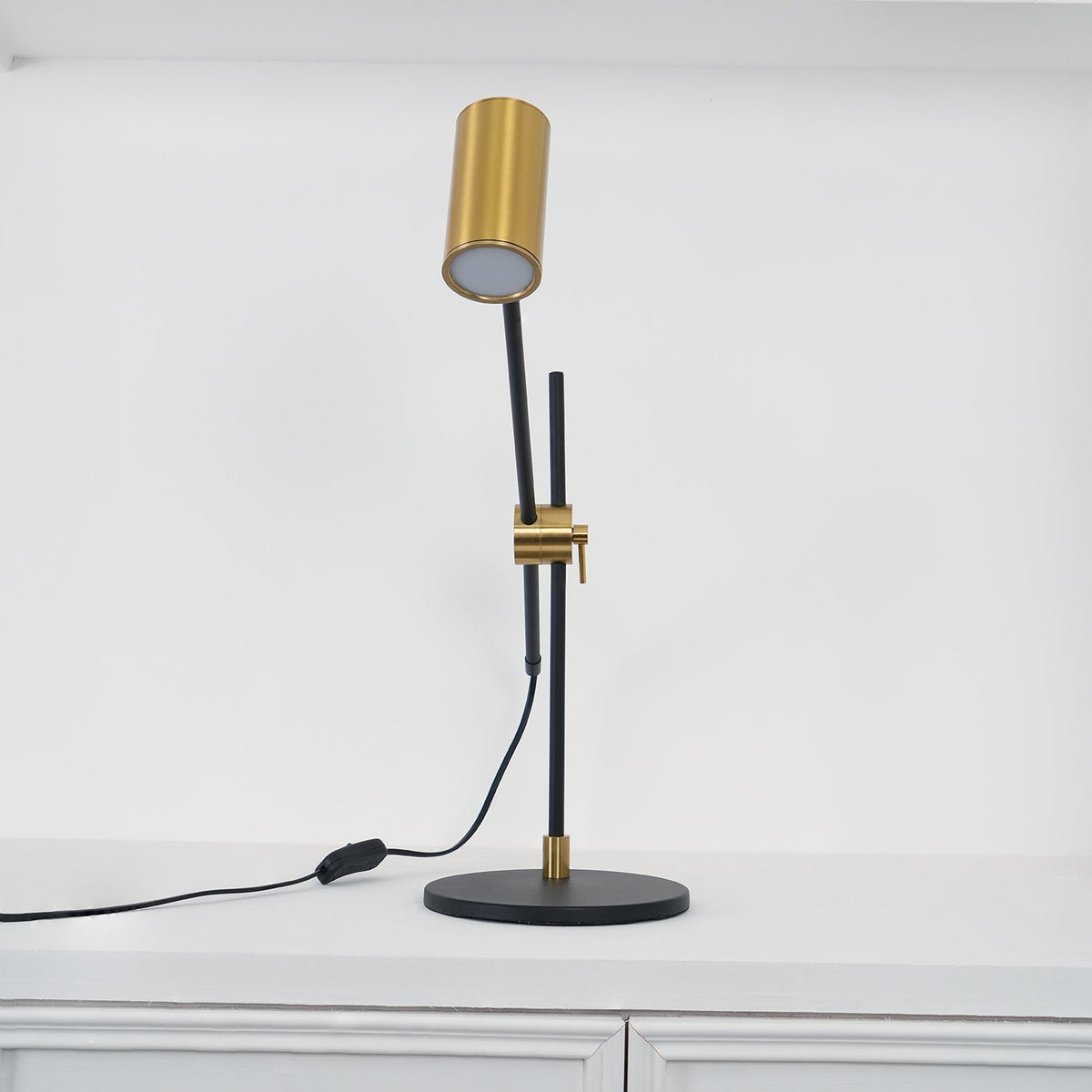 Ivpharil vloerlamp met
