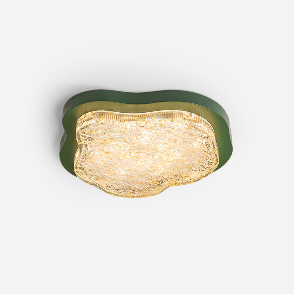 Plafondlamp met onregelmatige vorm van hars en goudbladeren, moderne kunst in groen