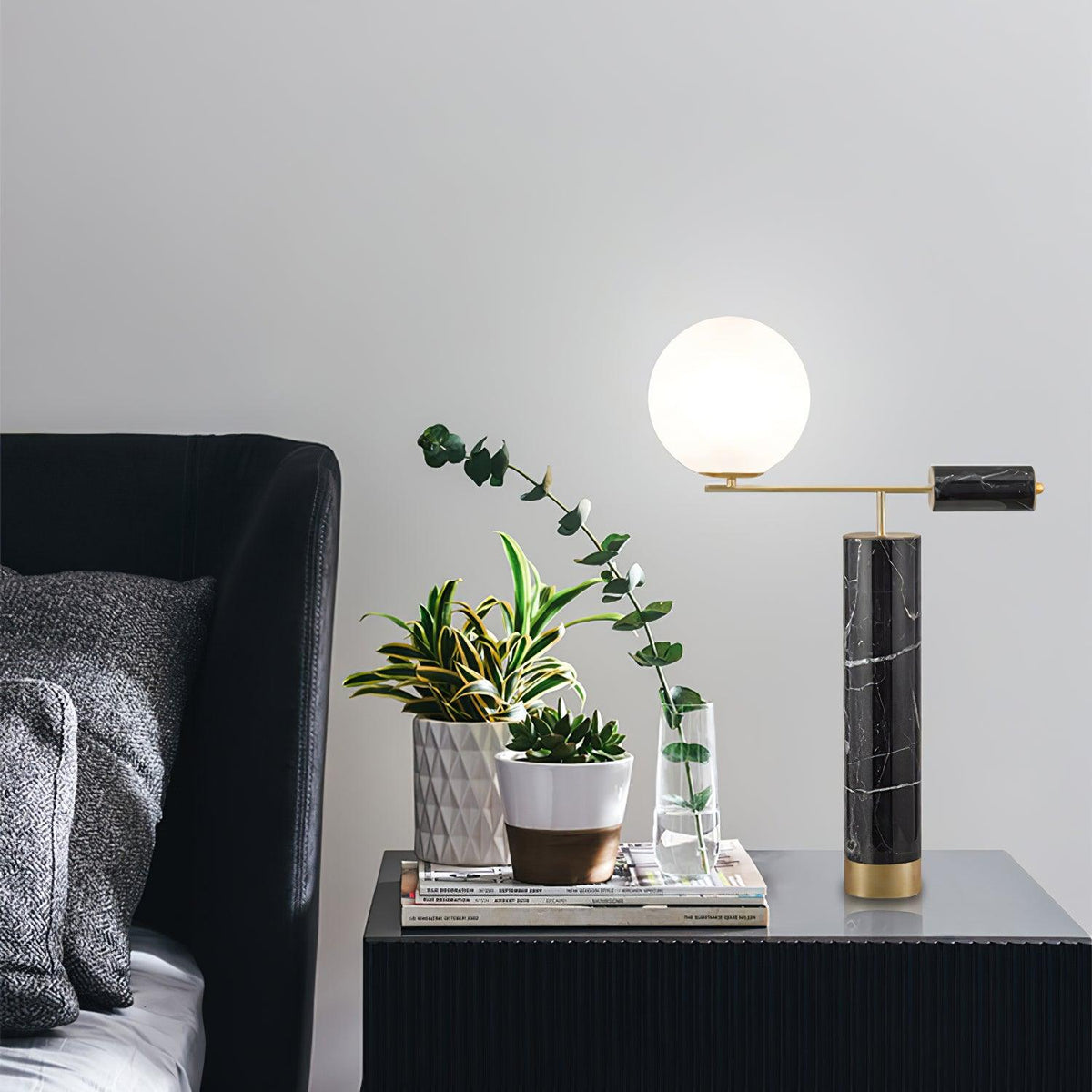 Vathayre Minimalisme tafellamp met Marmer