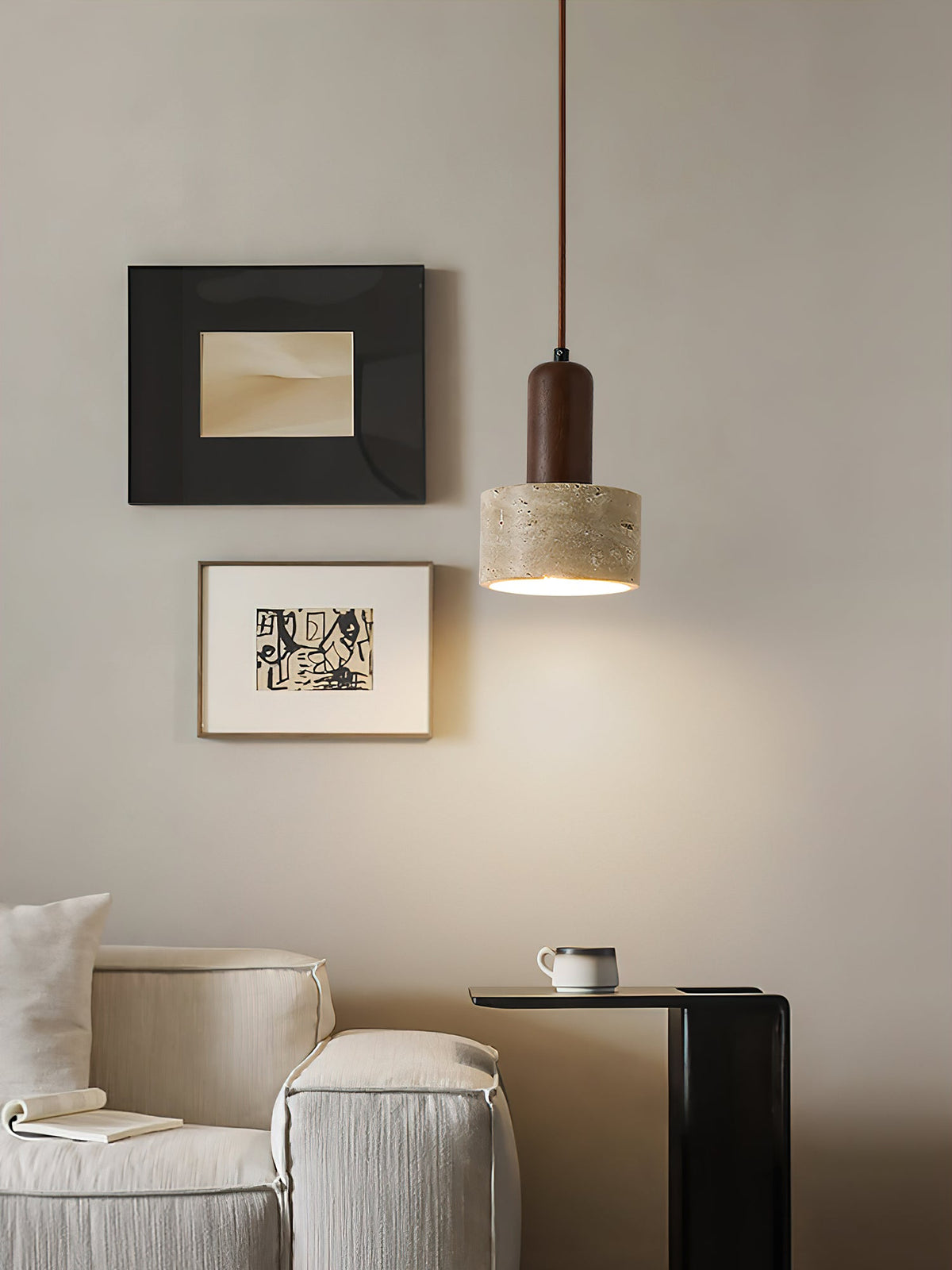 Jlynis hanglamp van geel travertin en walnoothout