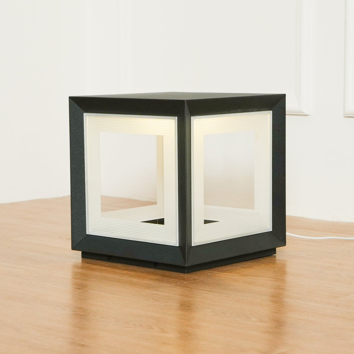 Lewis Moderne buitenwandlamp