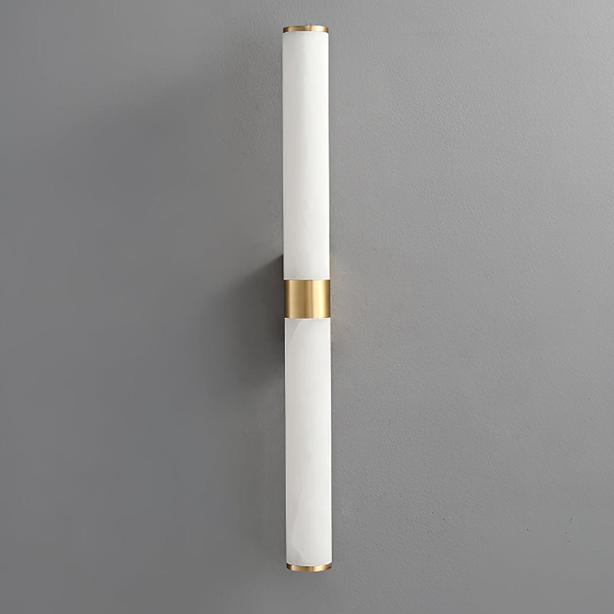 Olmirira minimalistische wandlamp van albast