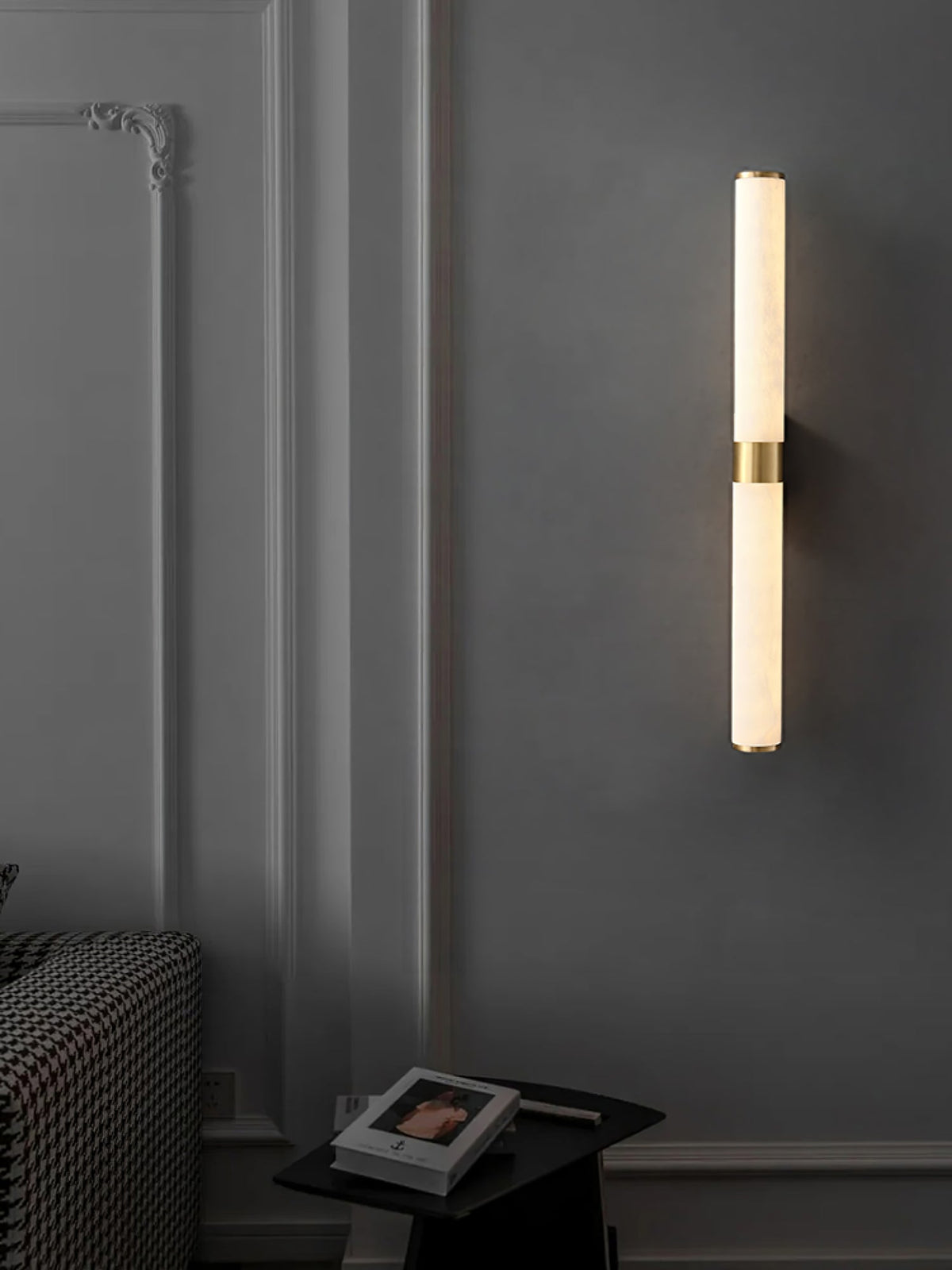 Olmirira minimalistische wandlamp van albast