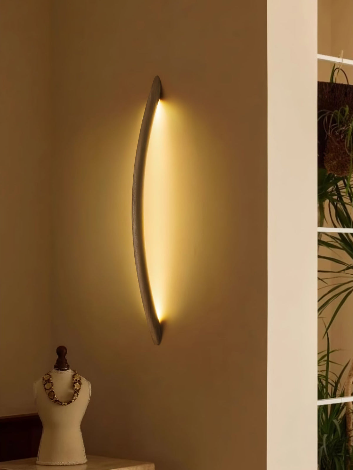 Evvinos Moderne minimalistische lineaire wandlamp van walnoot