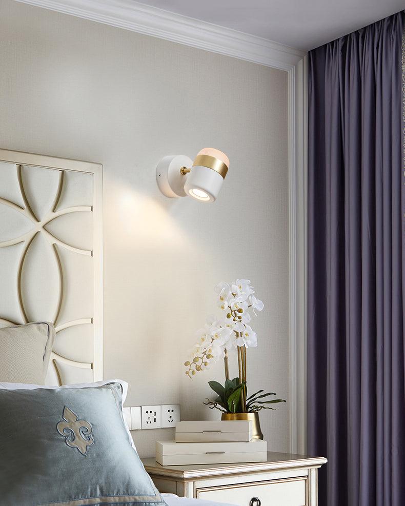 Liorinora wandlamp zwart met matglas en verstelbare kop