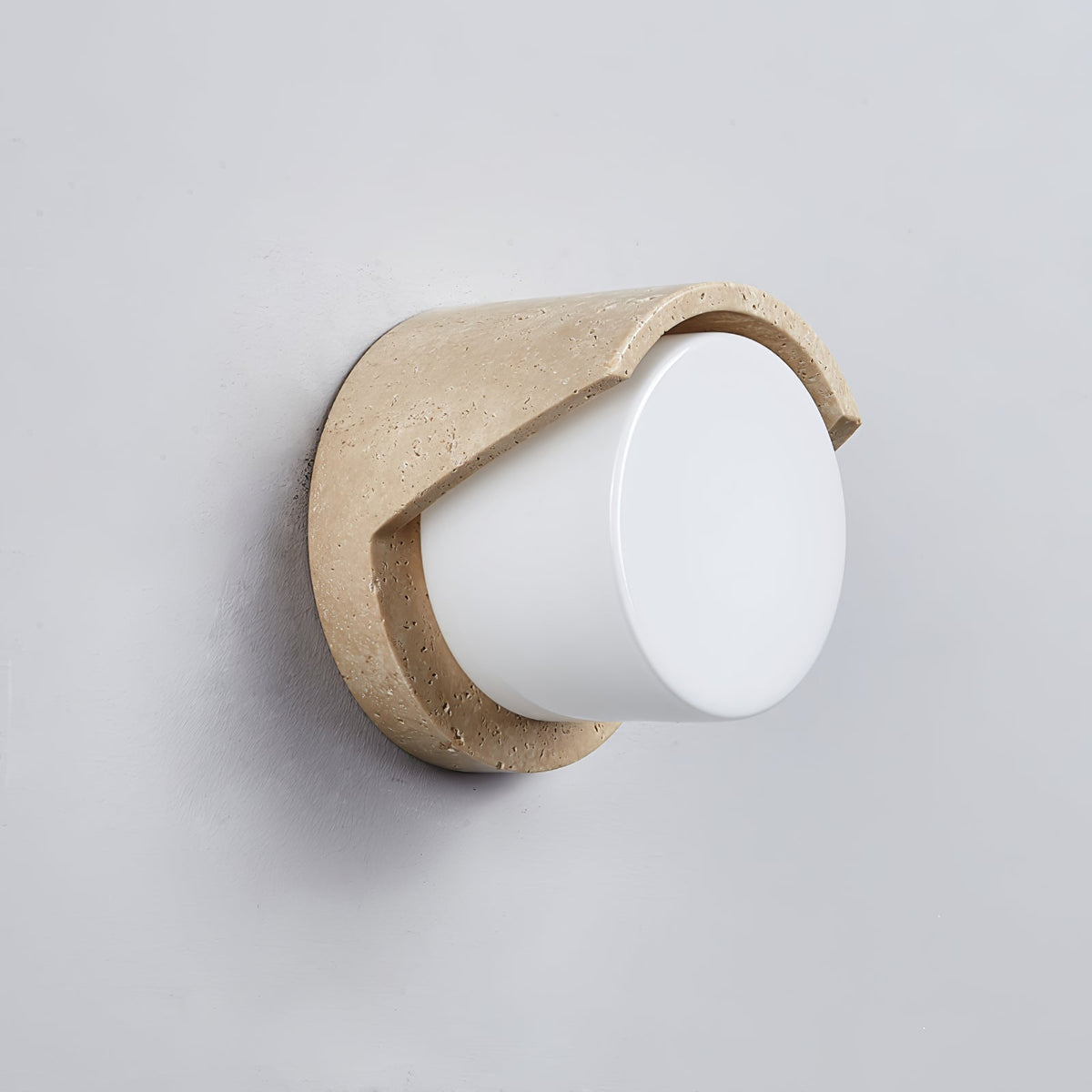 Quendis Geel travertin wandlamp