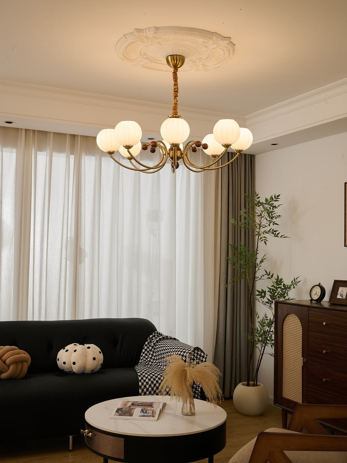 Omirara Traditionele Elegantie Vintage Houten Kroonluchter