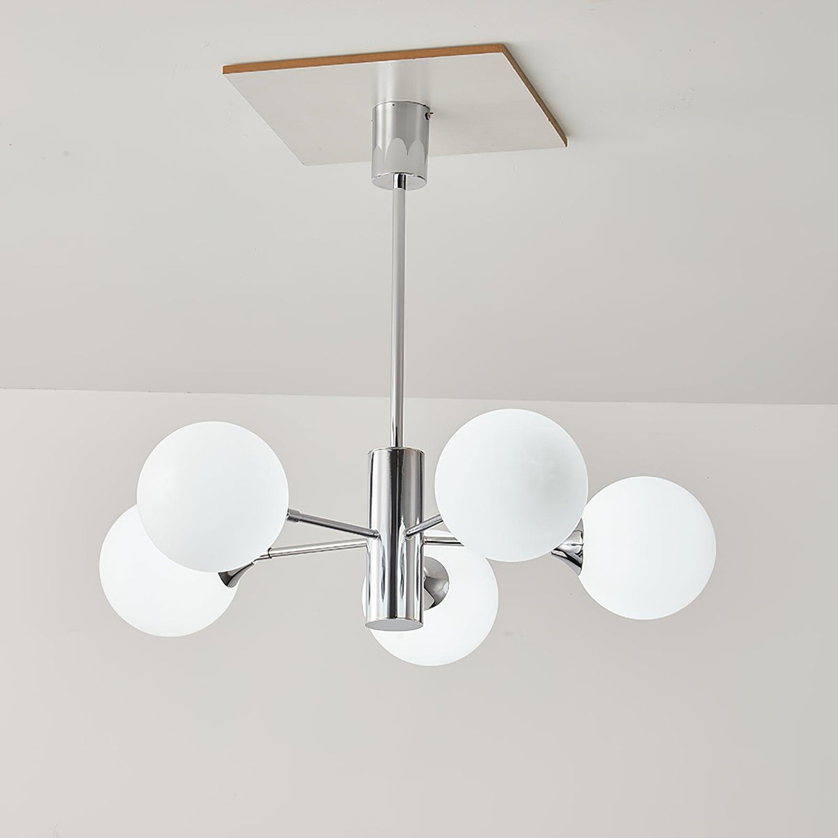 Eirivaria Kroonluchter chroom glas bollen