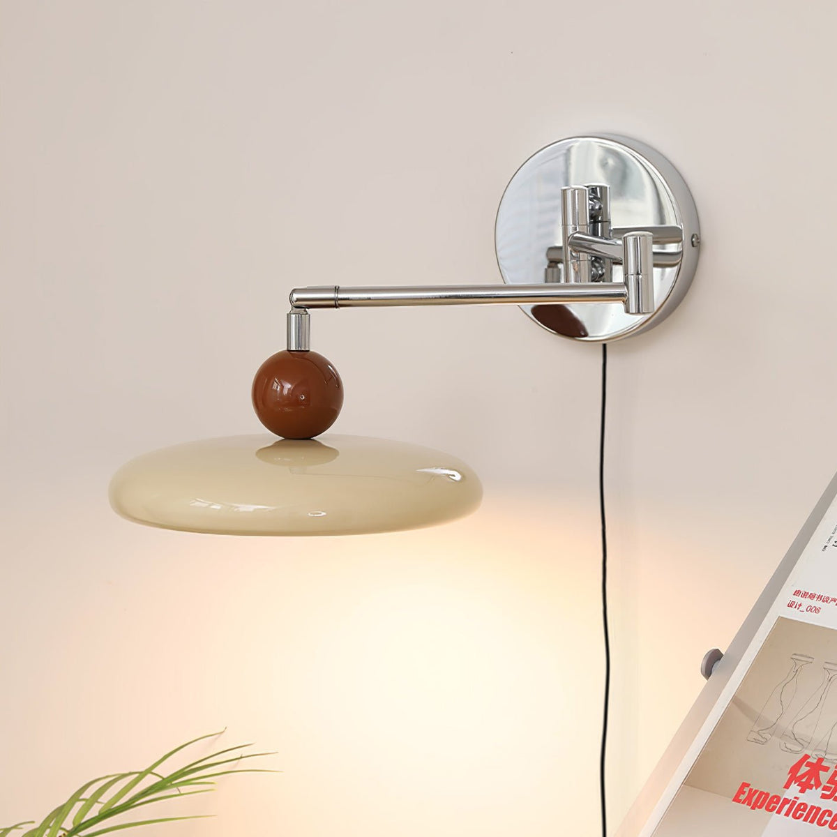 Selenina met stekker wandlamp