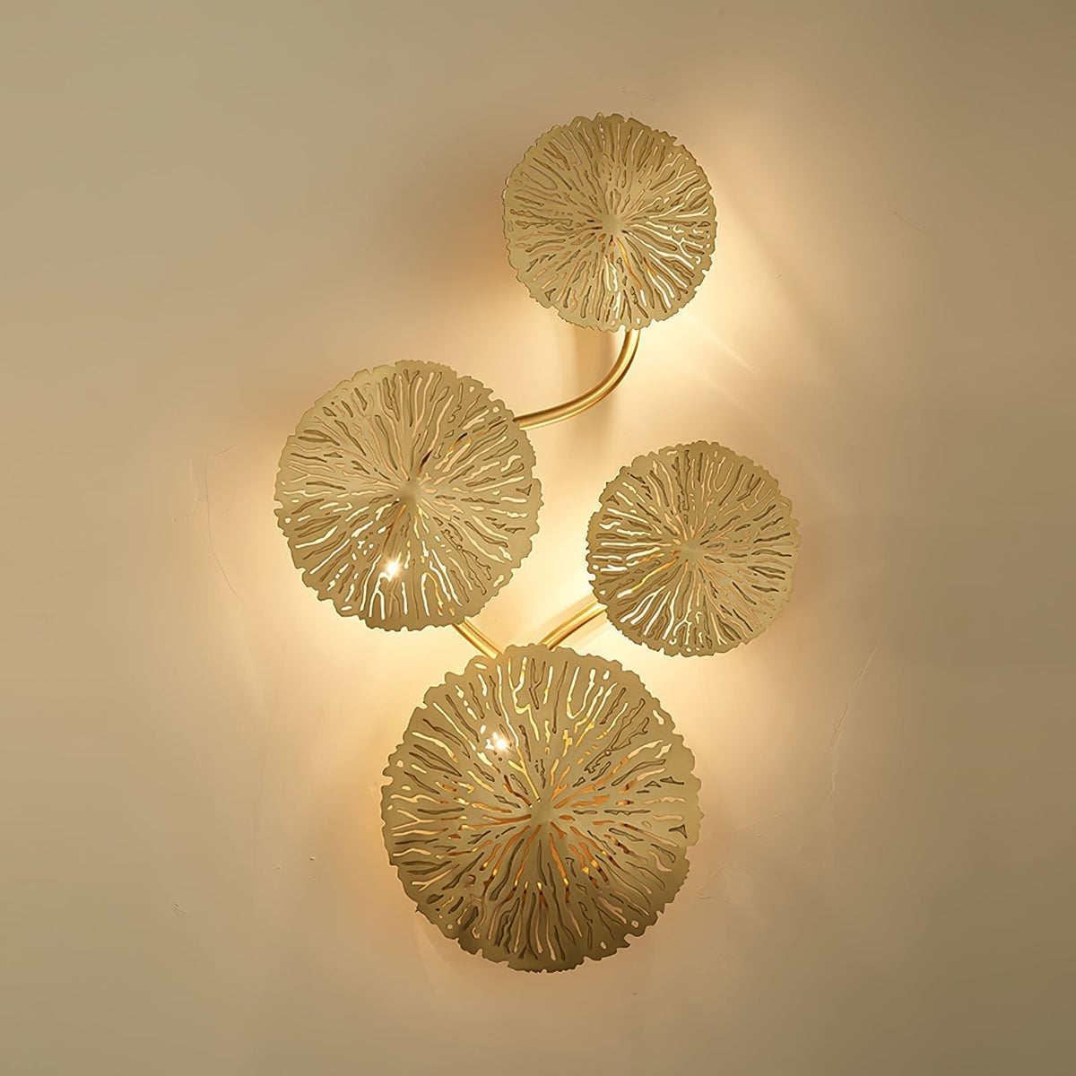 Rylso wandlamp Lotusbladeren messing