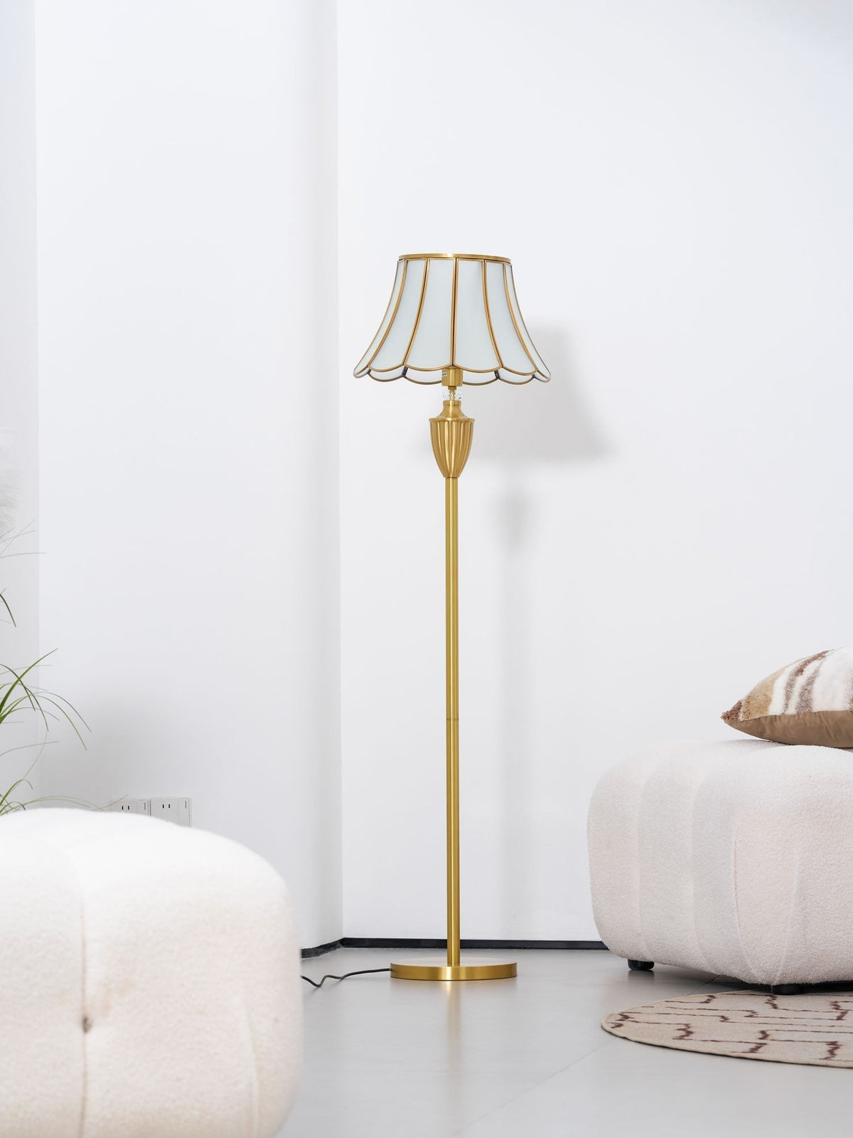 Caselette messing vloerlamp