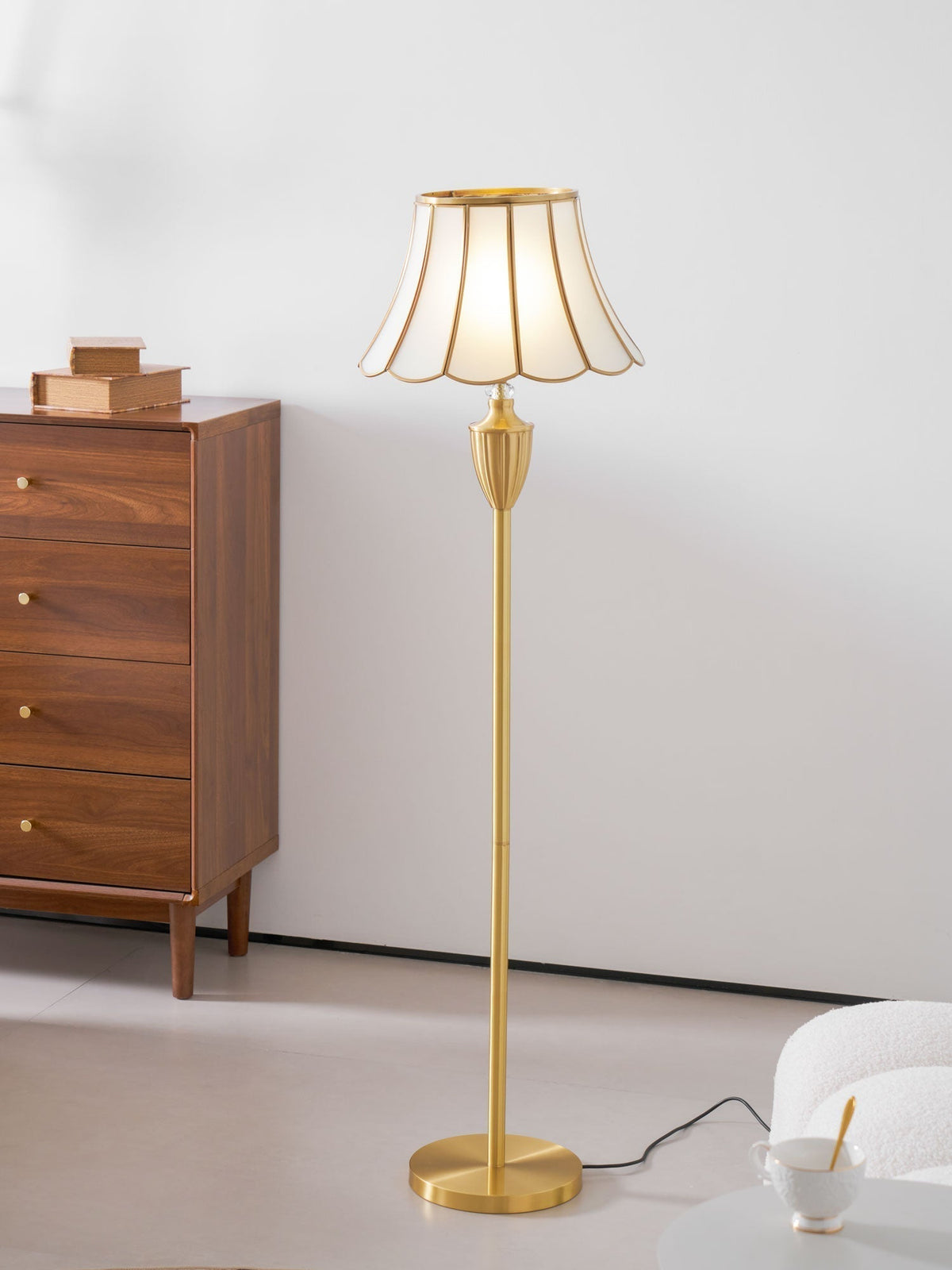 Caselette messing vloerlamp