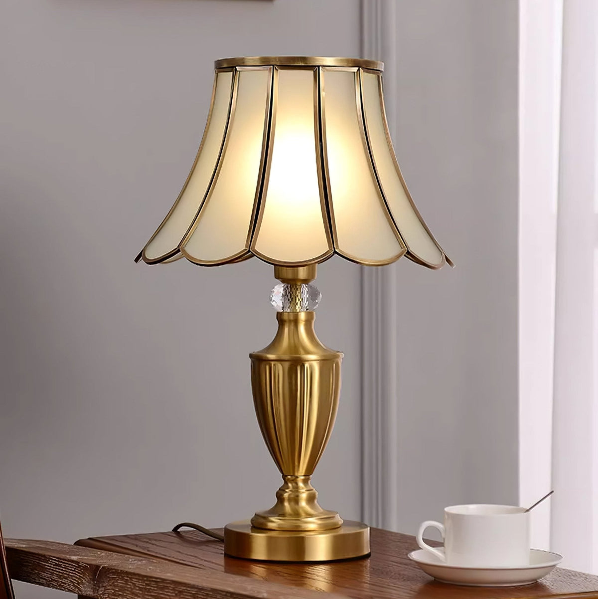 Valencia messing en glas vintage tafellamp