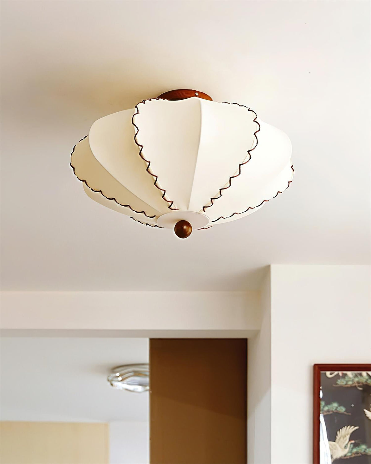 Colette plafondlamp van walnoothout en beige stof