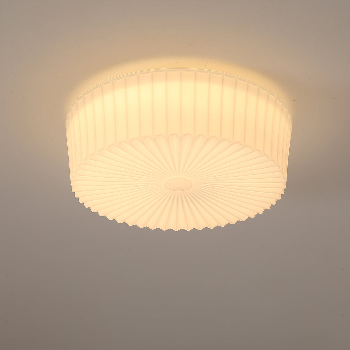 Celeena stralende glazen plafondlamp in trommelvorm