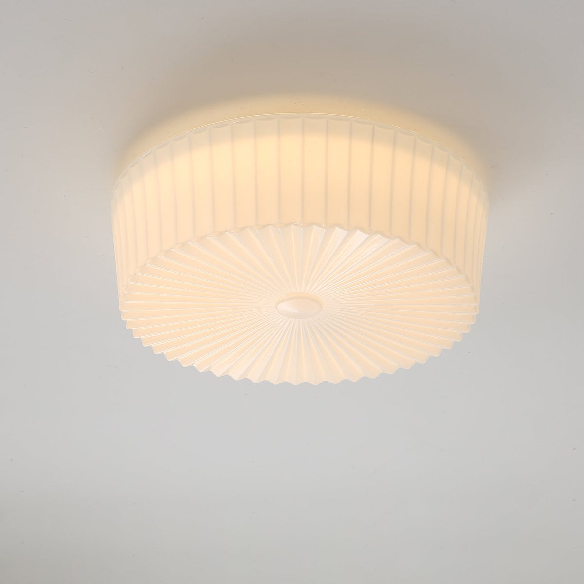 Celeena stralende glazen plafondlamp in trommelvorm
