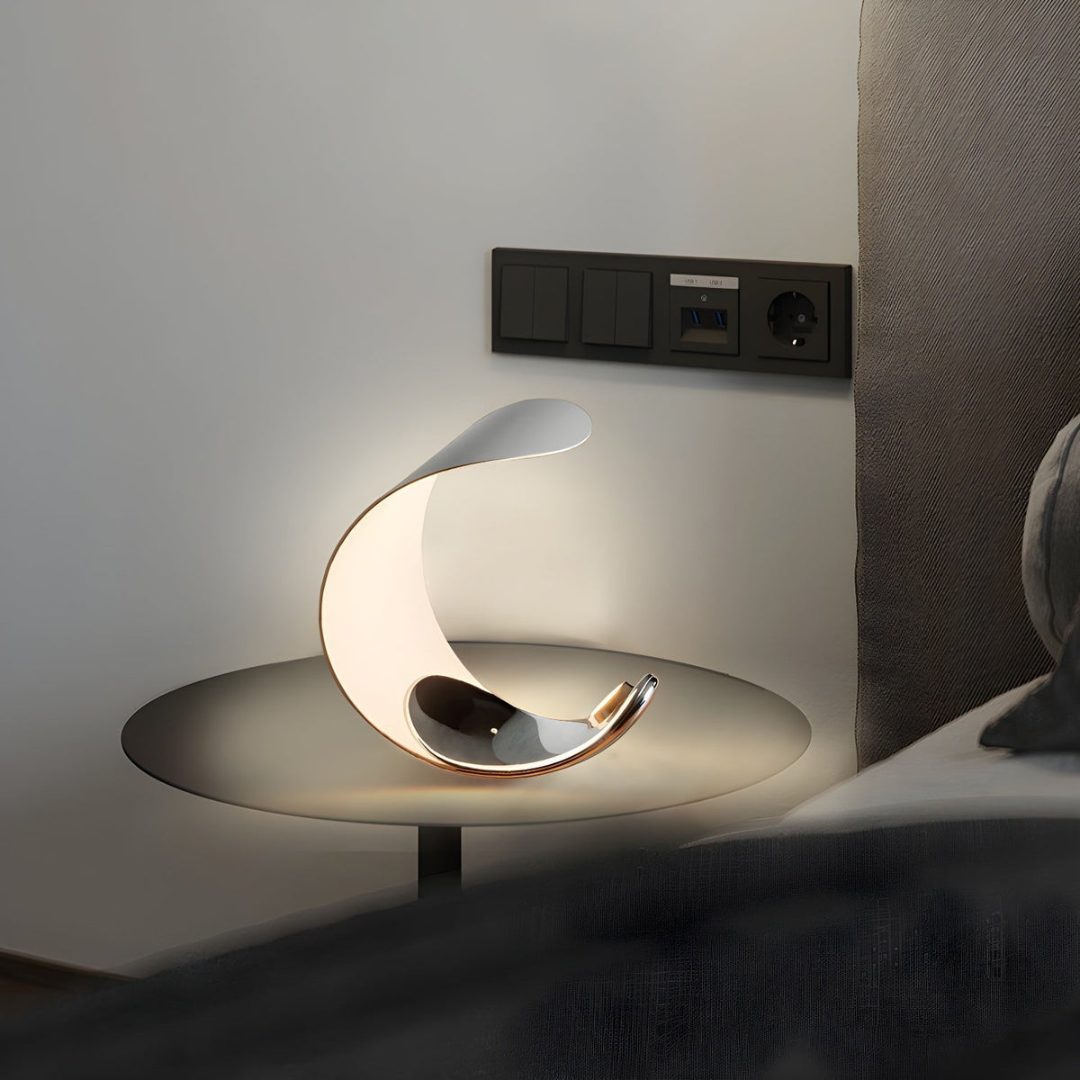 Lunora Elegant Flow tafellamp