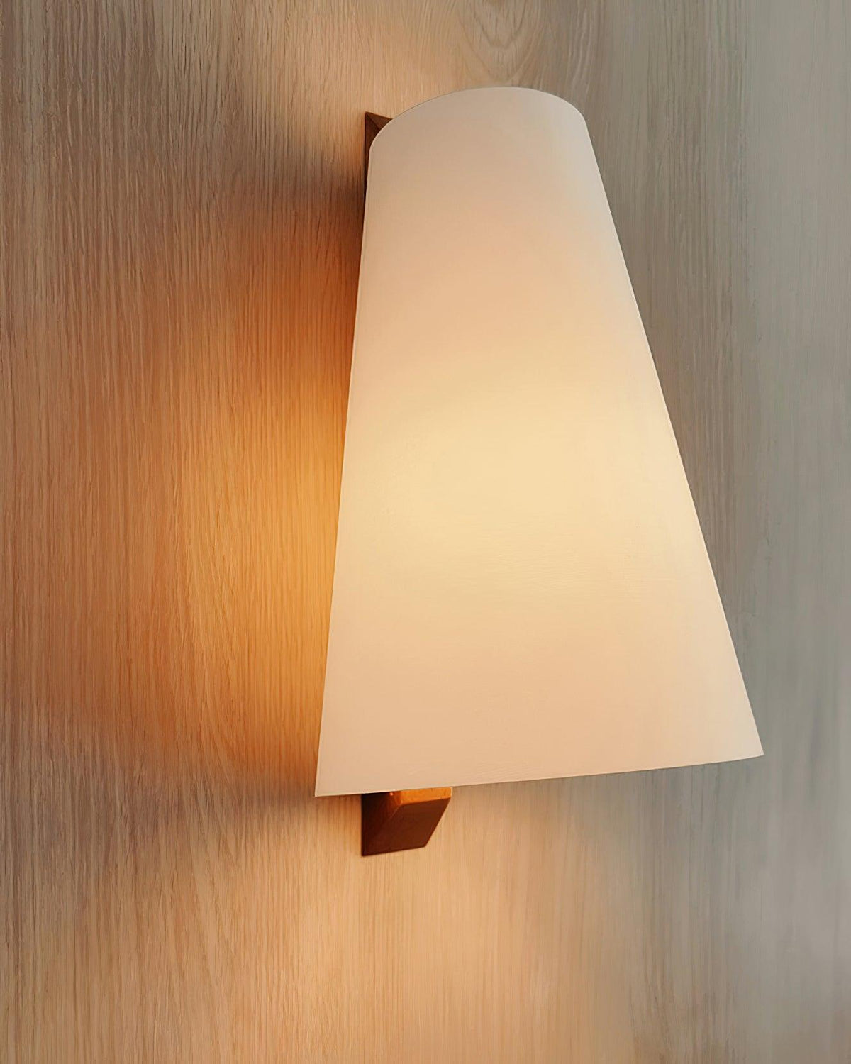 Miriam Moderne minimalistische wandlamp van kunststof