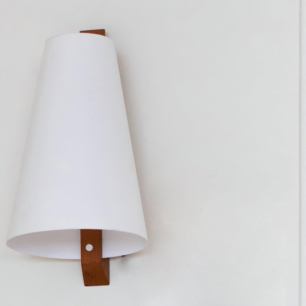 Miriam Moderne minimalistische wandlamp van kunststof