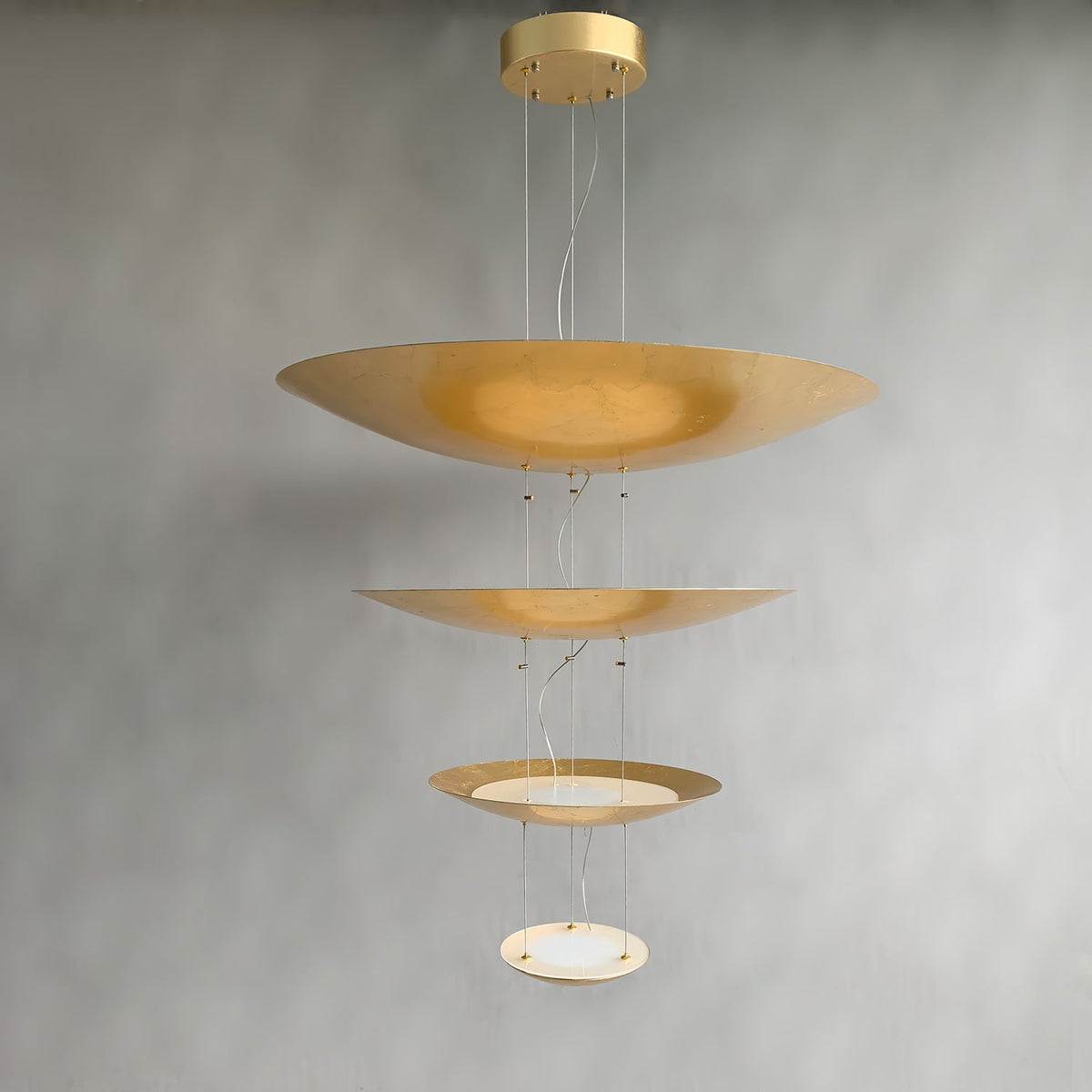 Phelion gelaagde hanglamp van goudfolie