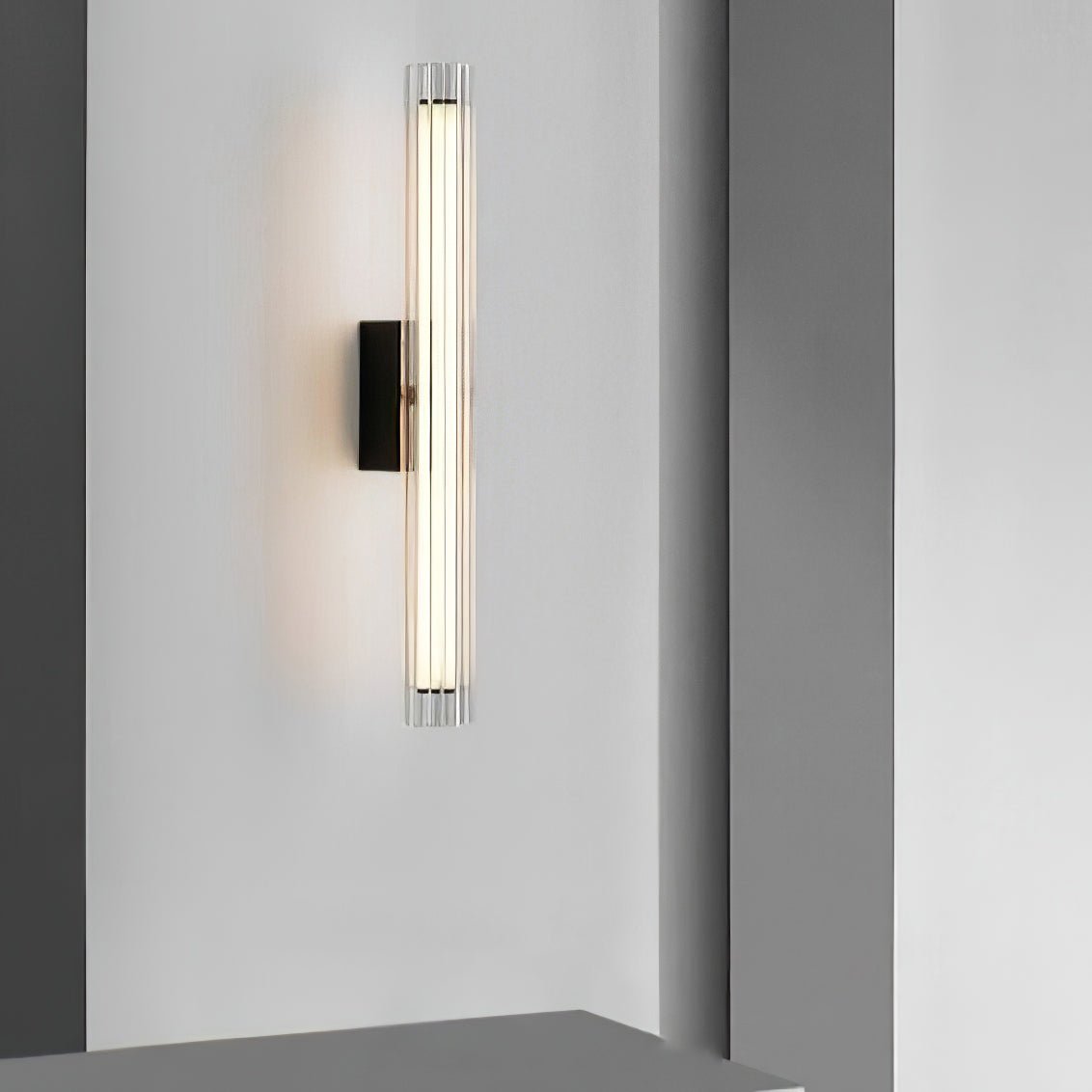 Corv wandlamp met glas in moderne stijl