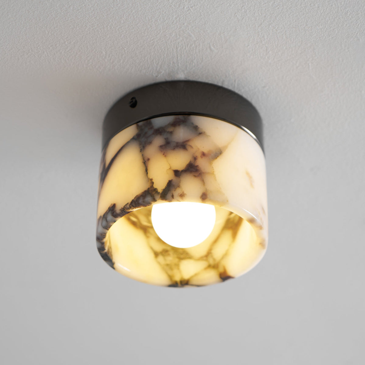 Selielle ronde marmeren plafondlamp
