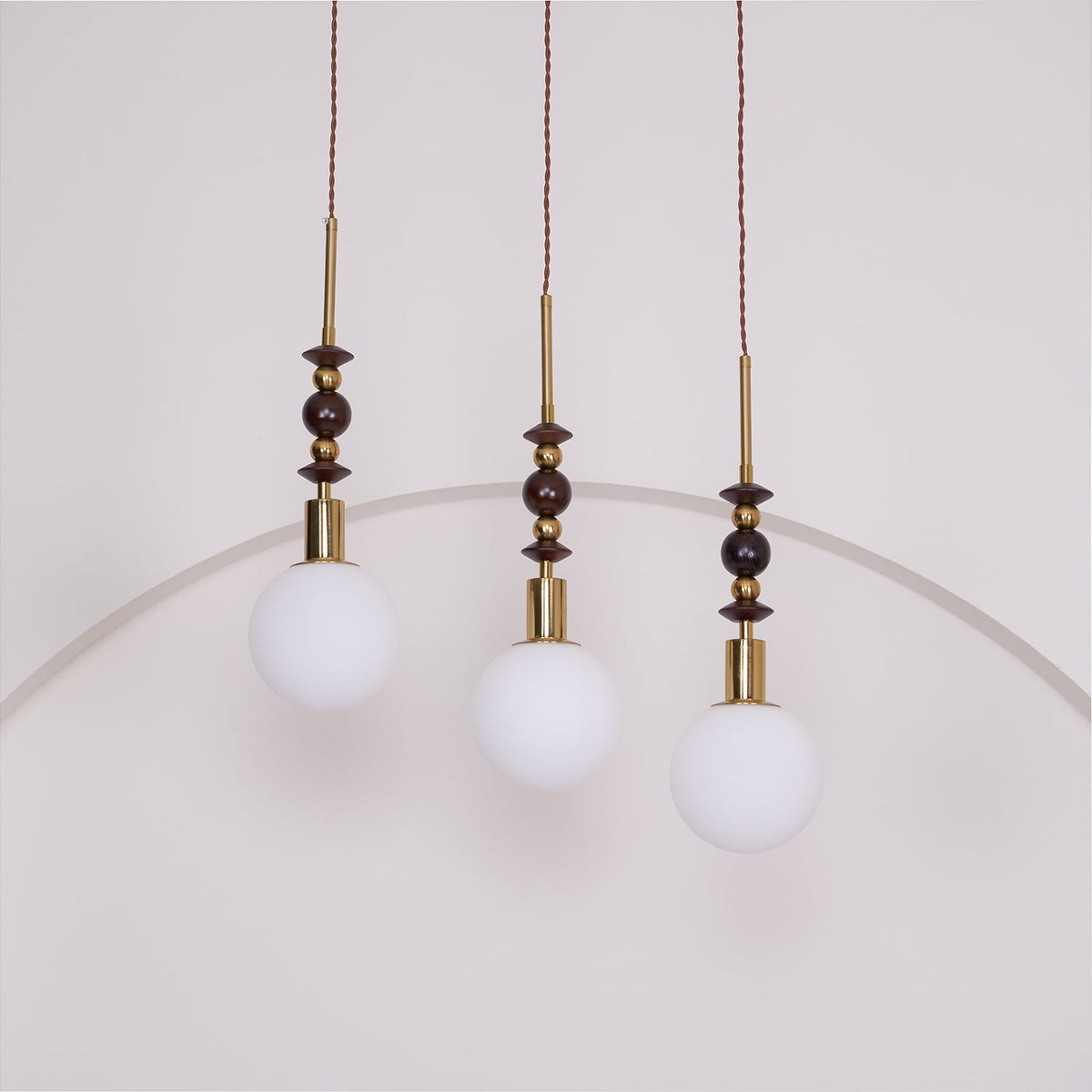 Aldanelle hanglamp van walnoothout