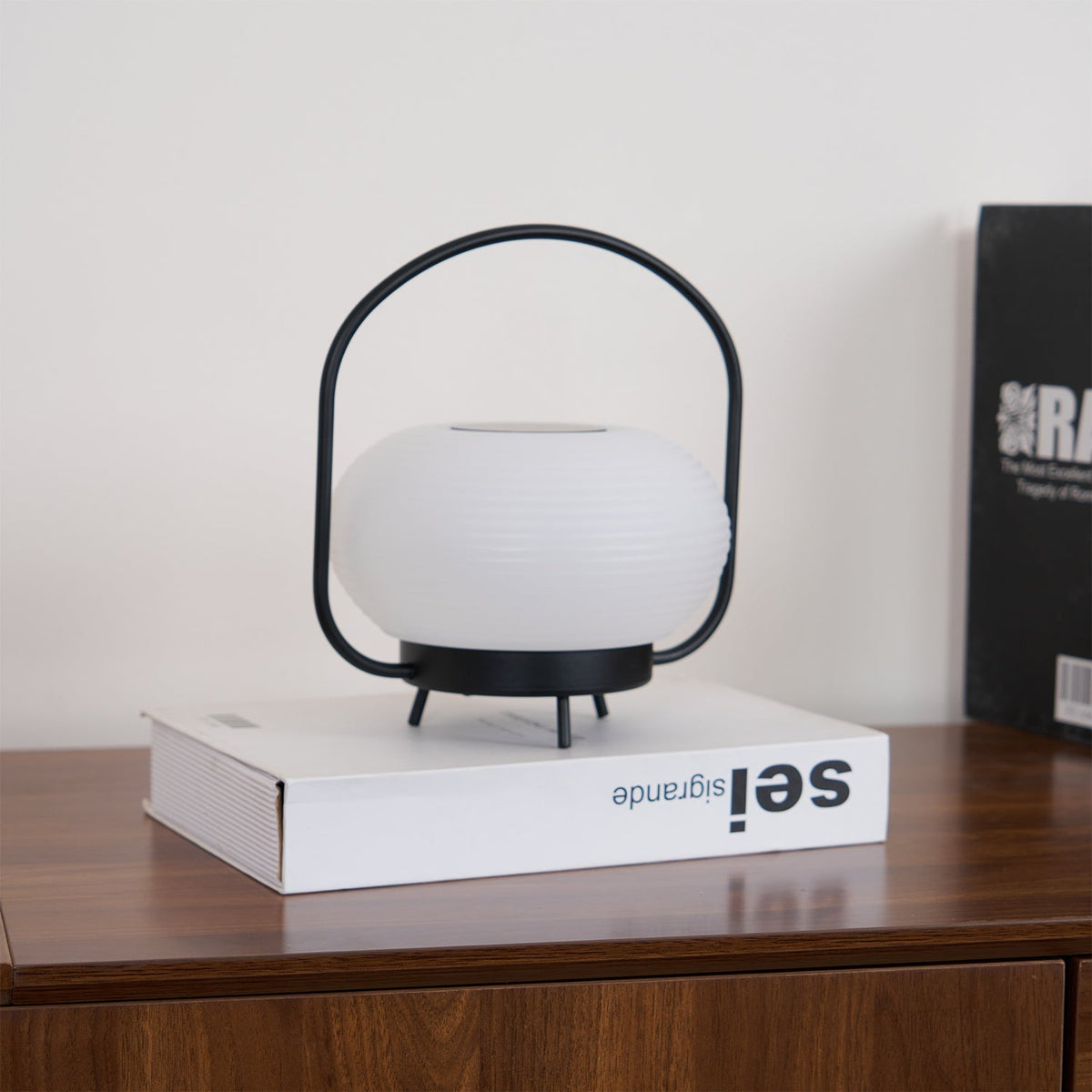 Saelan minimalistisch tafellamp