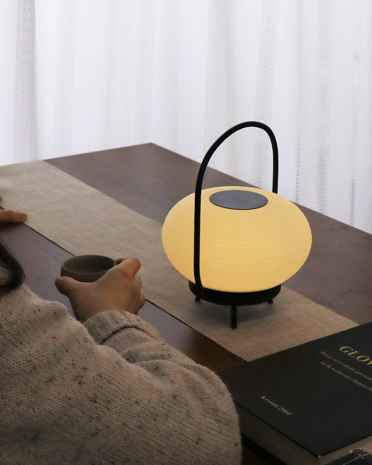Saelan minimalistisch tafellamp