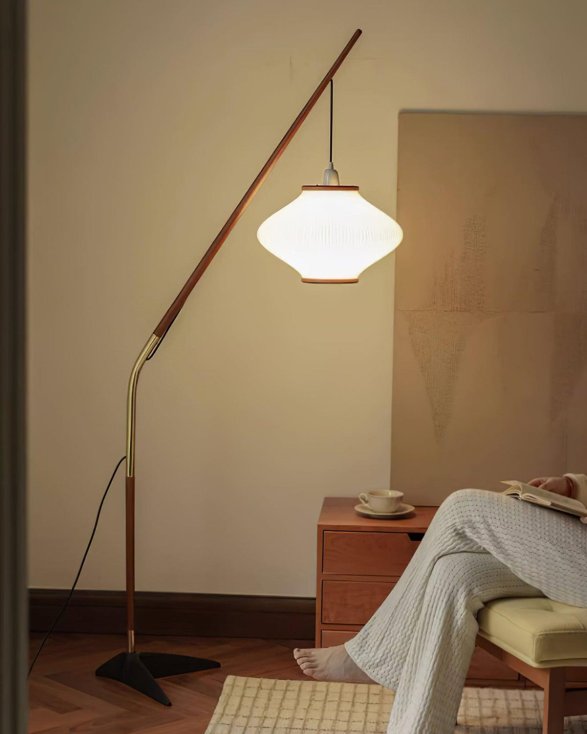 Ervenil Mid Century vloerlamp van glas van en Esenhout
