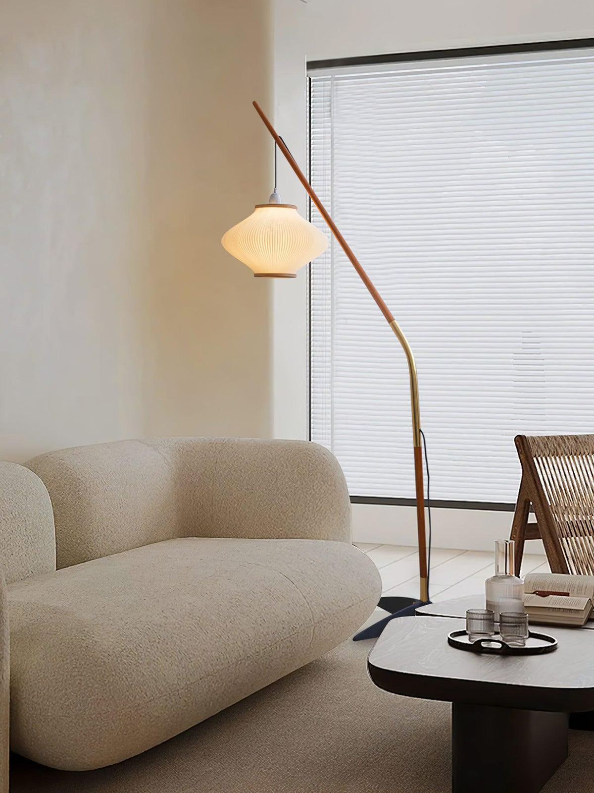 Ervenil Mid Century vloerlamp van glas van en Esenhout
