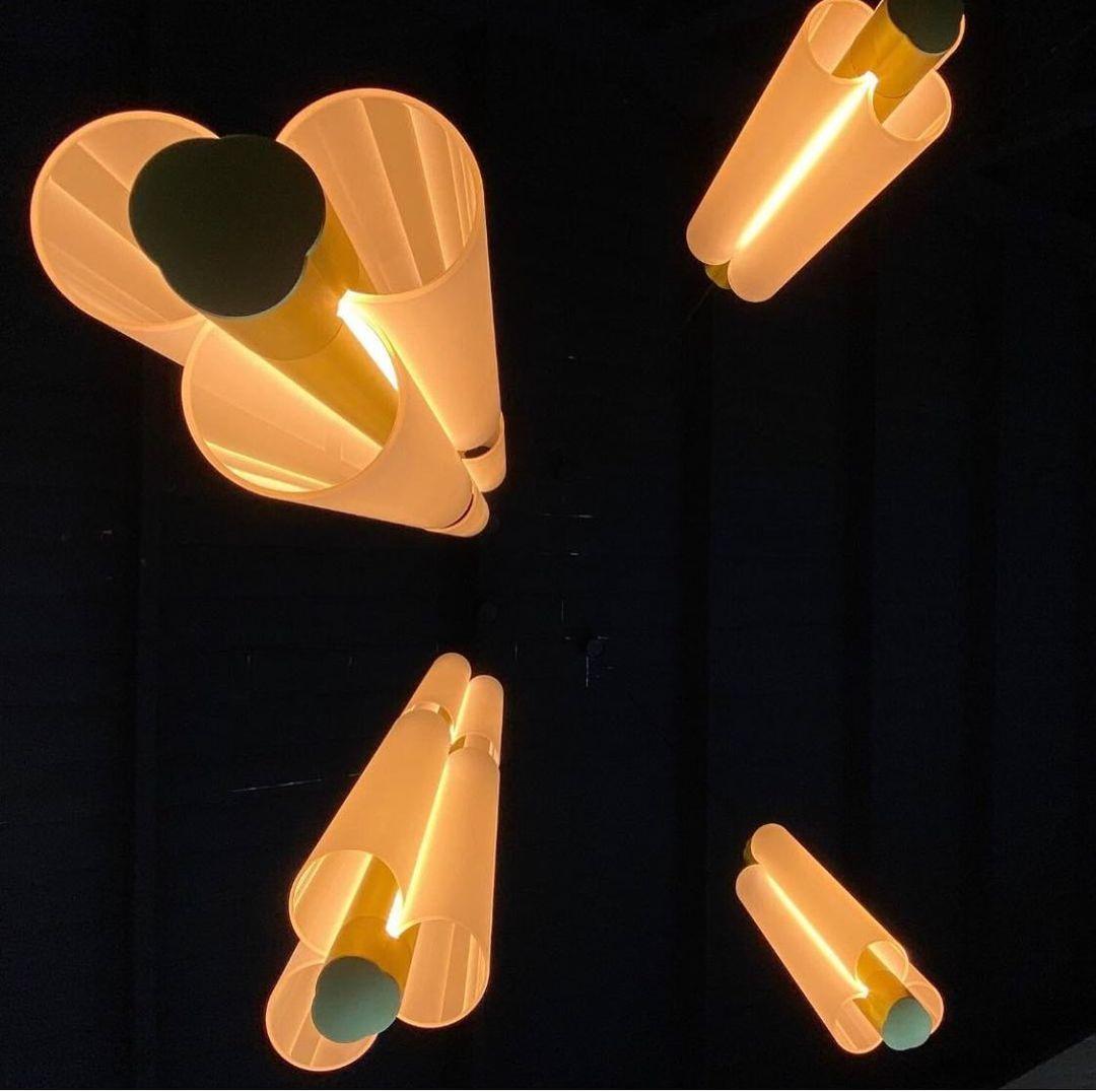 Nirarira acryl industriële hanglamp