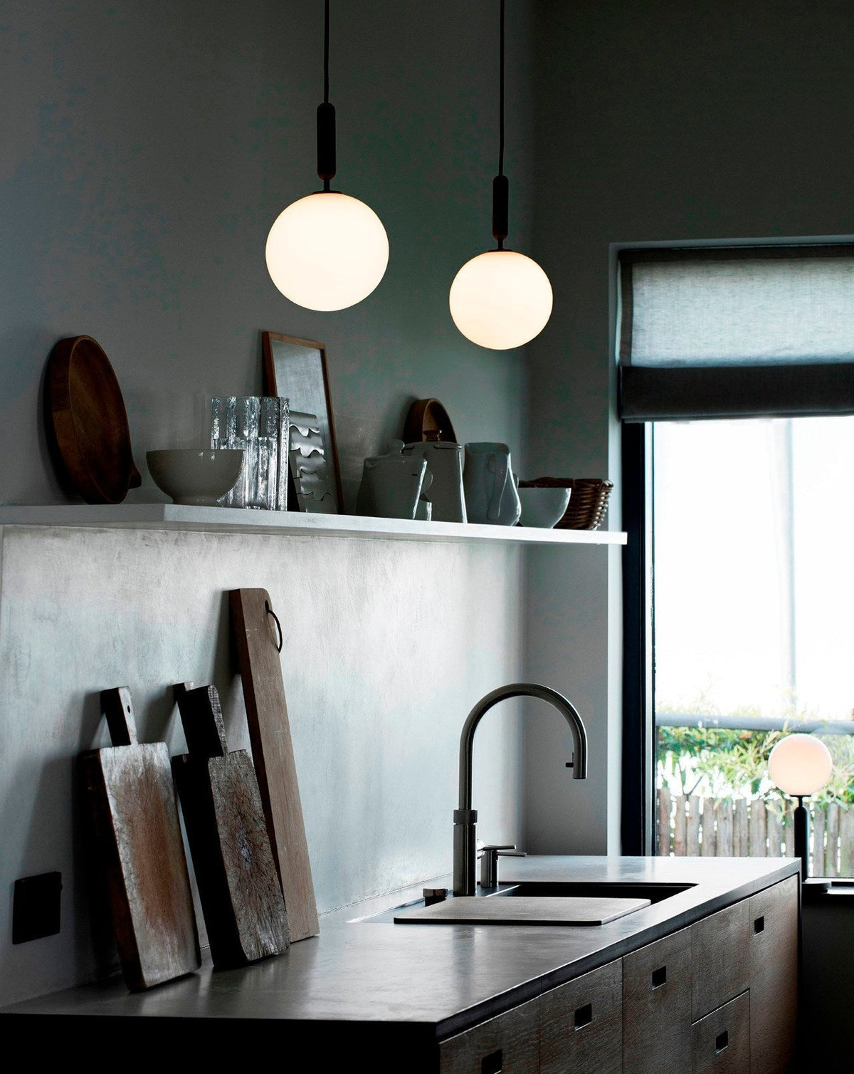 Azorila Moderne Minimalistische hanglamp van messing met glas
