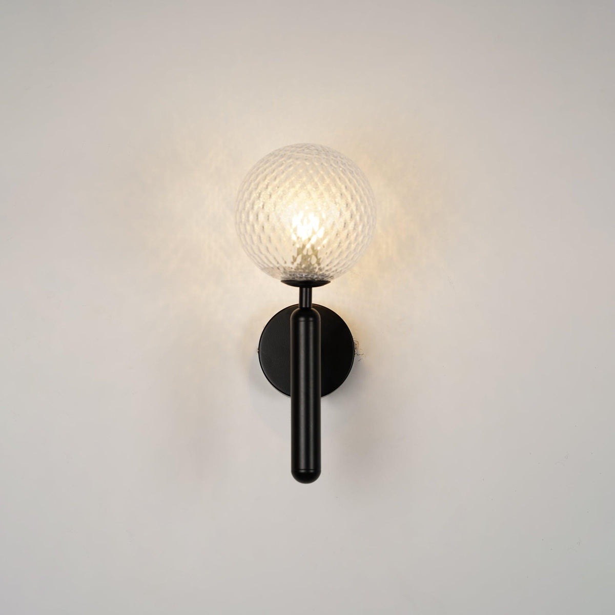 Ilirila Moderne minimalistische wandlamp van messing met glas