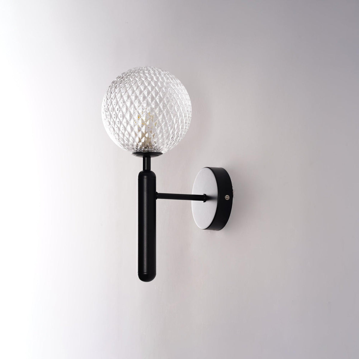 Ilirila Moderne minimalistische wandlamp van messing met glas