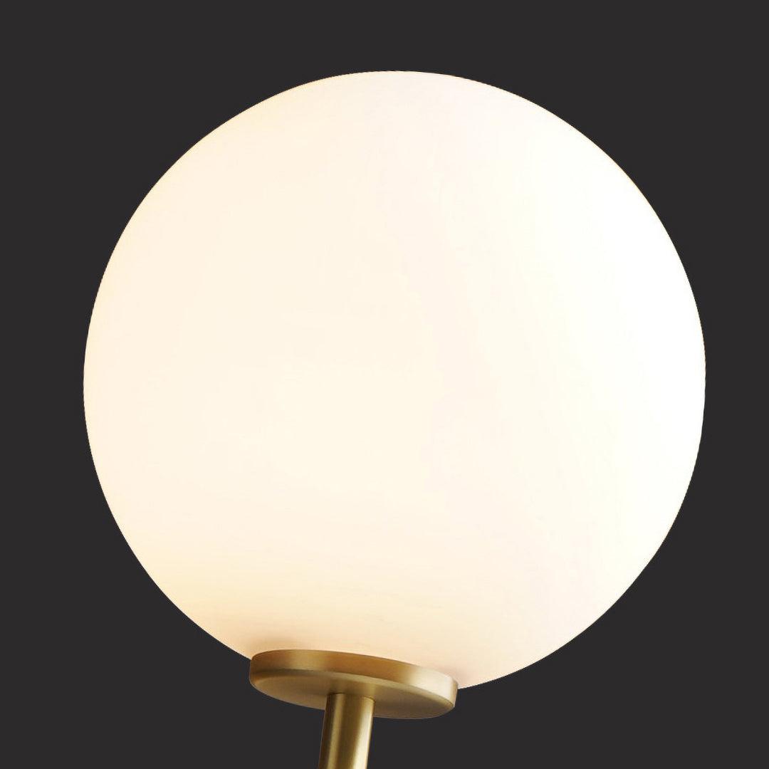 Ilirila Moderne minimalistische wandlamp van messing met glas