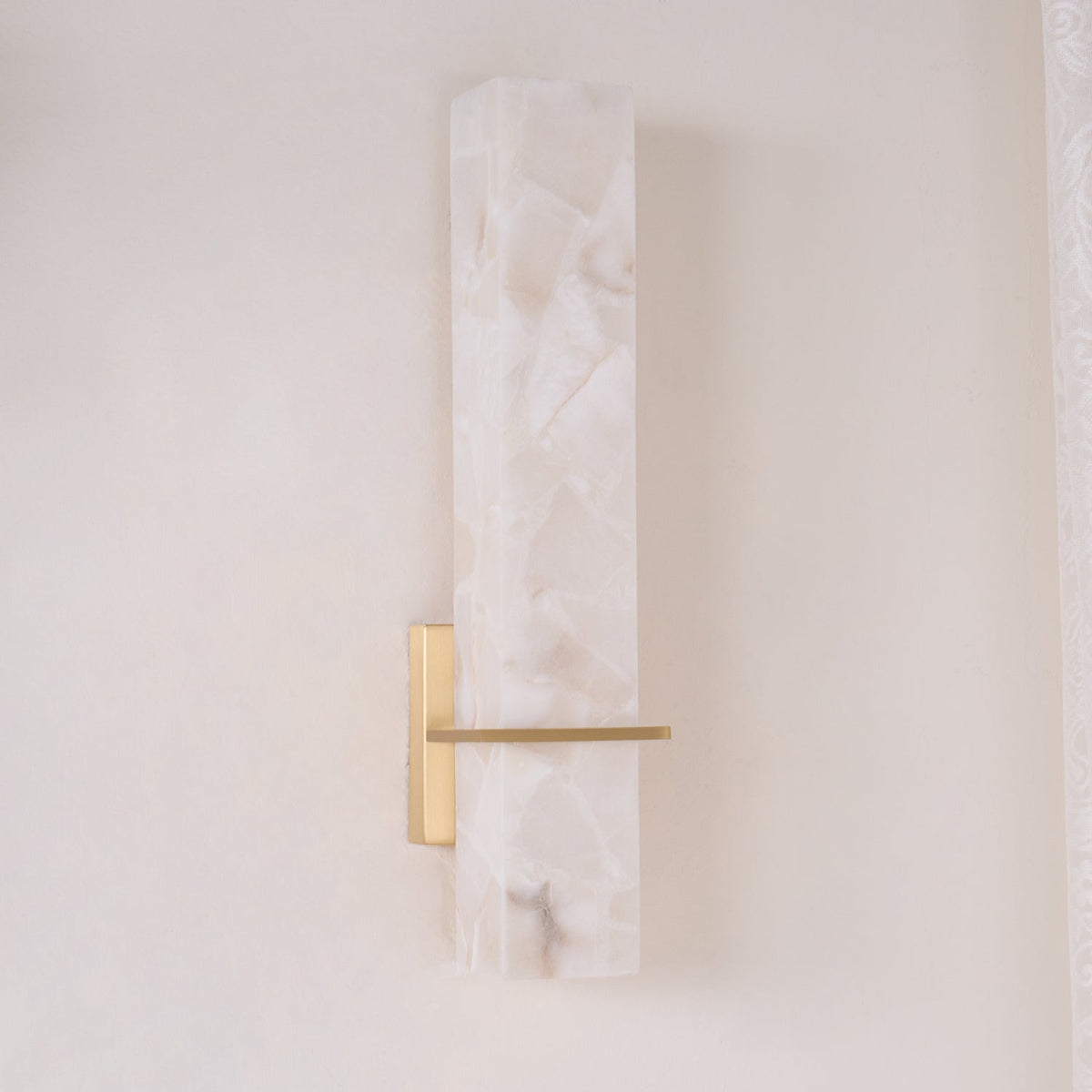 Eiriaya wandlamp wit albast messing modern kubus