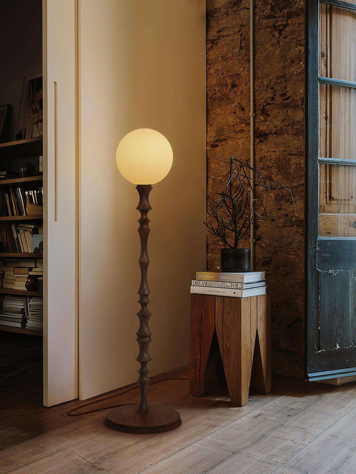 Vilten elegante vloerlamp van walnoot