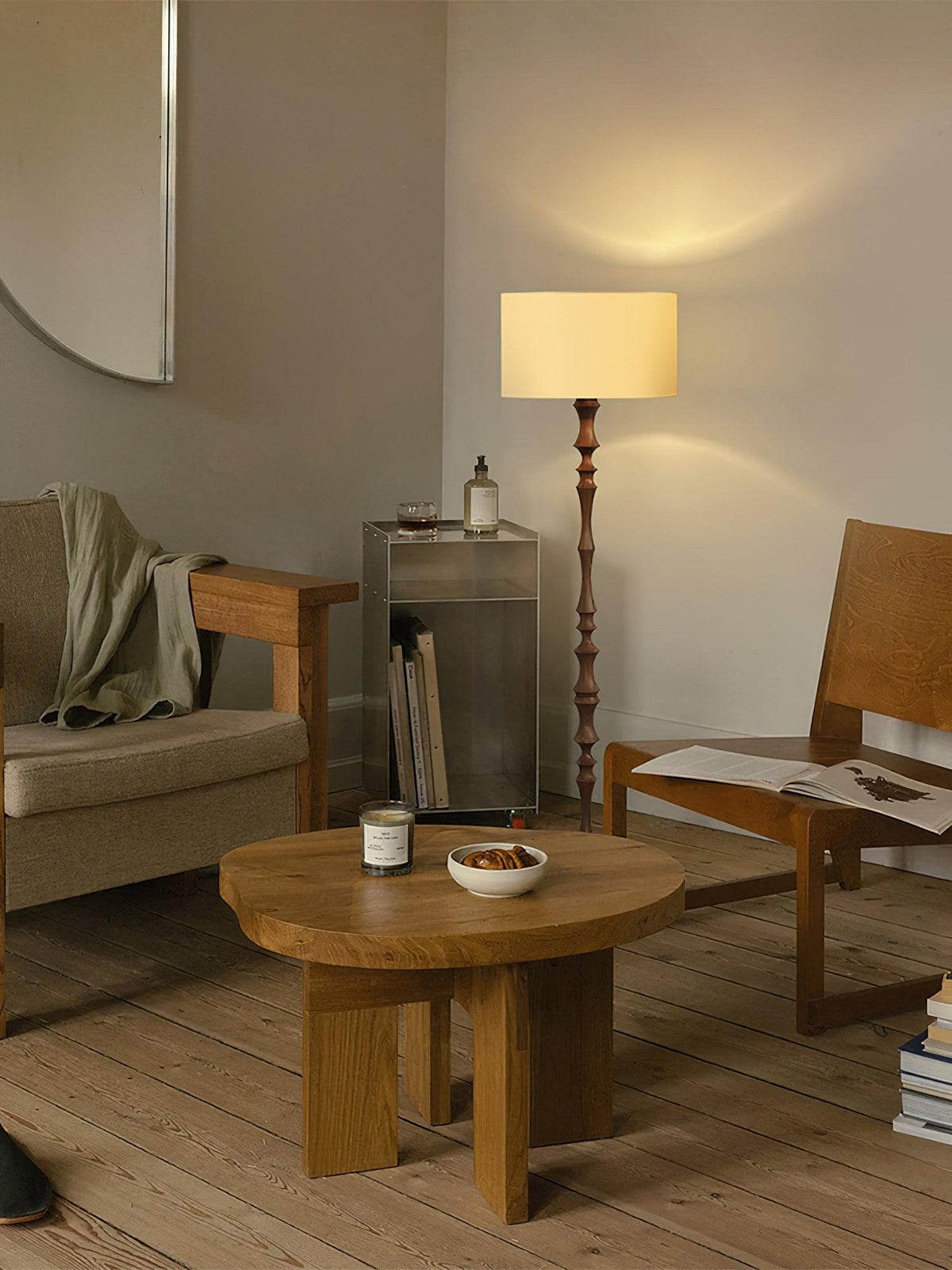 Vilten elegante vloerlamp van walnoot