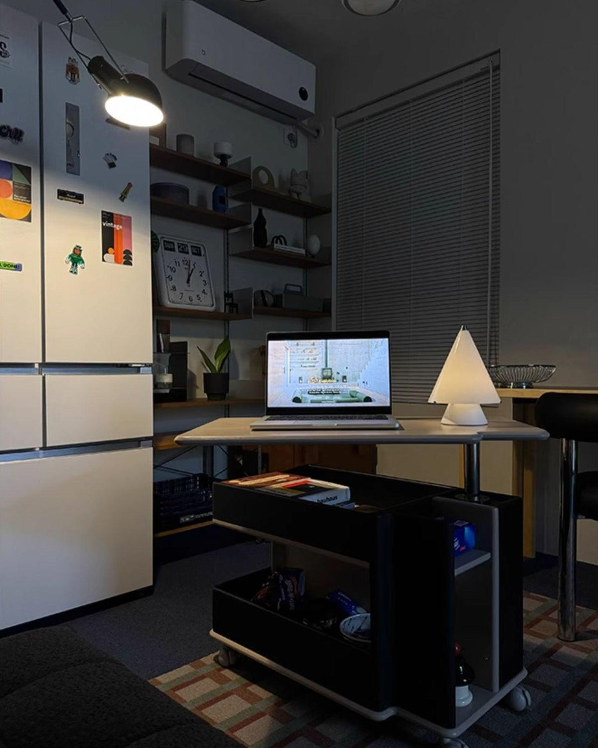 Lrtvin minimalistische tafellamp van glas
