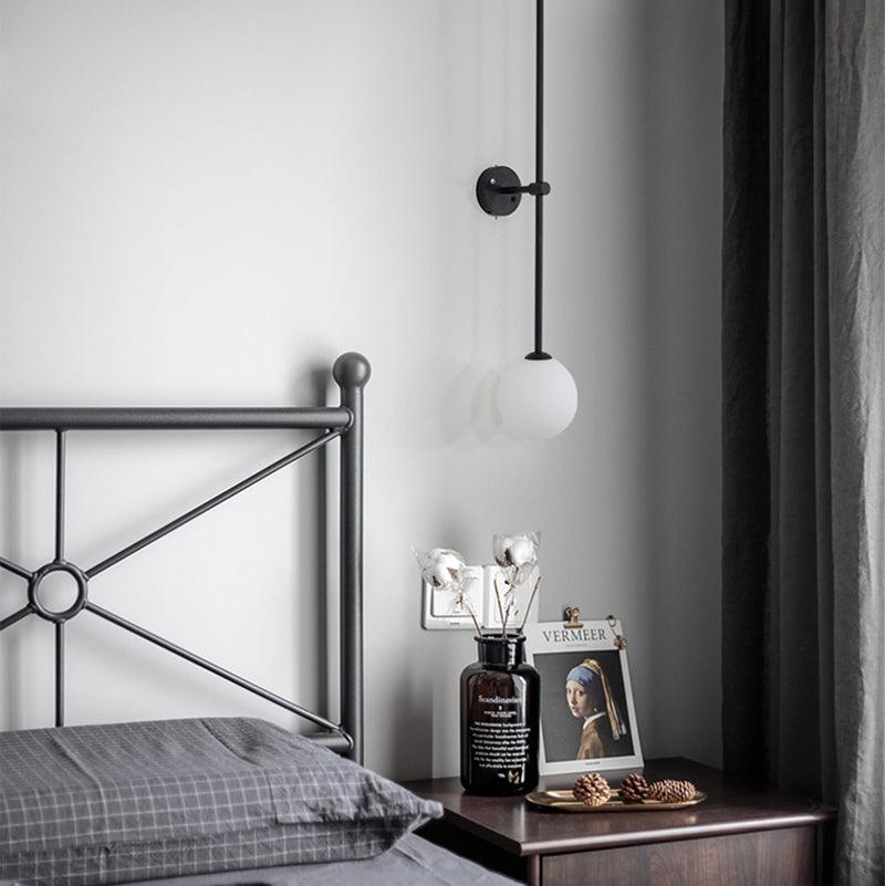 Veluelle Moderne minimalistische wandlamp met mobiele glaskogel