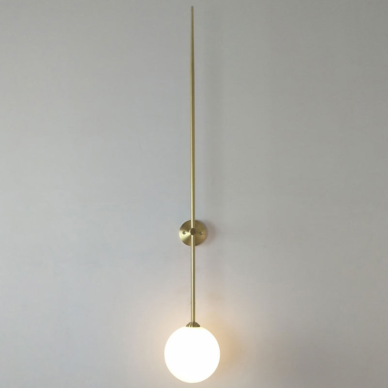Veluelle Moderne minimalistische wandlamp met mobiele glaskogel