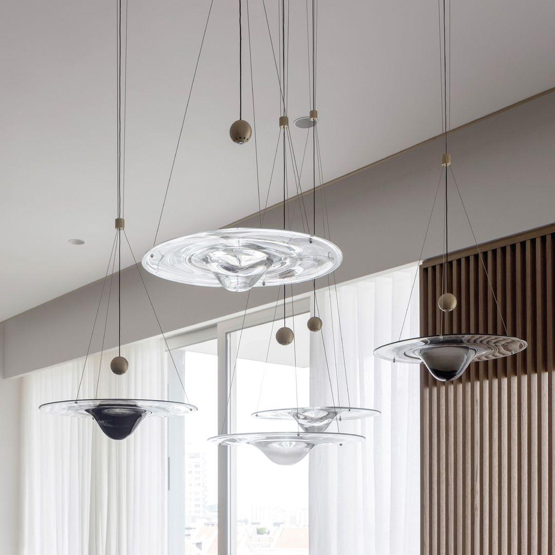 Aurivine hanglamp van messing met minimalistisch ontwerp