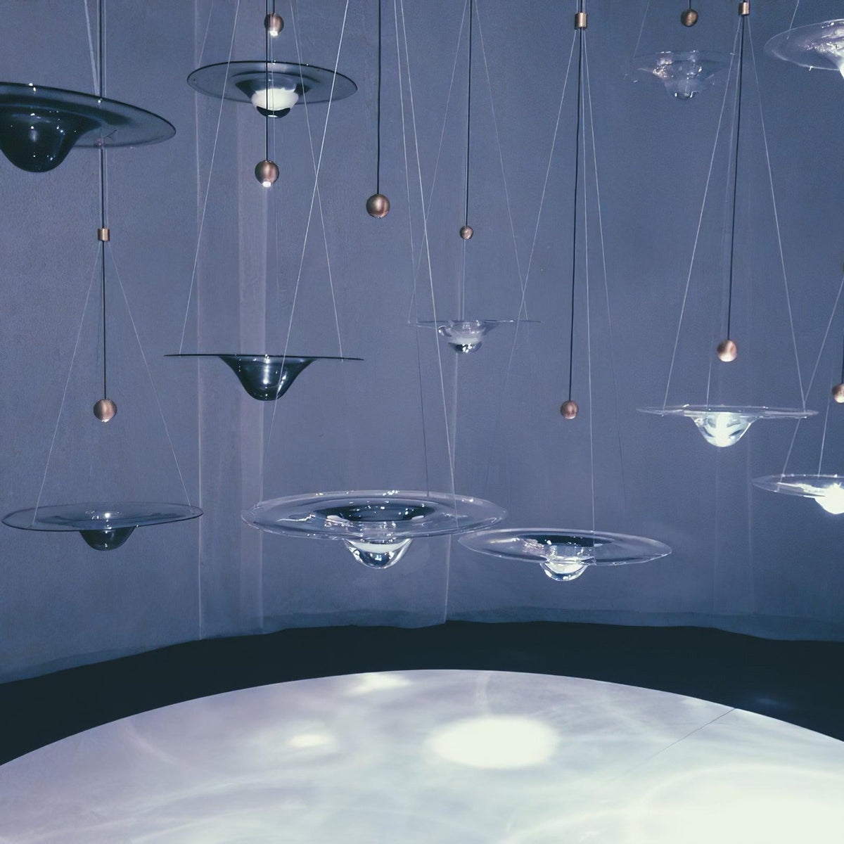 Aurivine hanglamp van messing met minimalistisch ontwerp