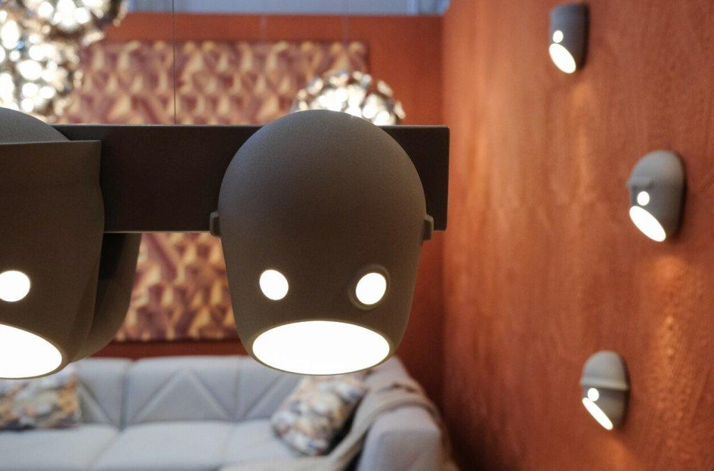 Mask wandlamp van hars